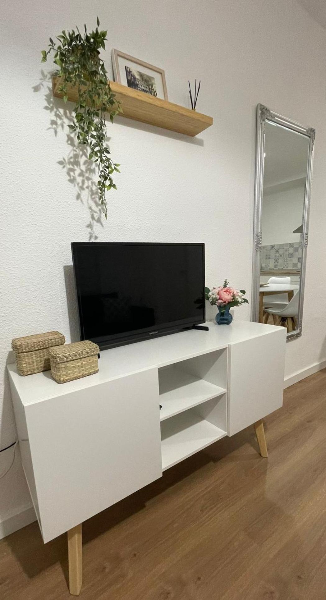 Blanco Y Anil Plaza Apartment Valdepenas Exterior photo