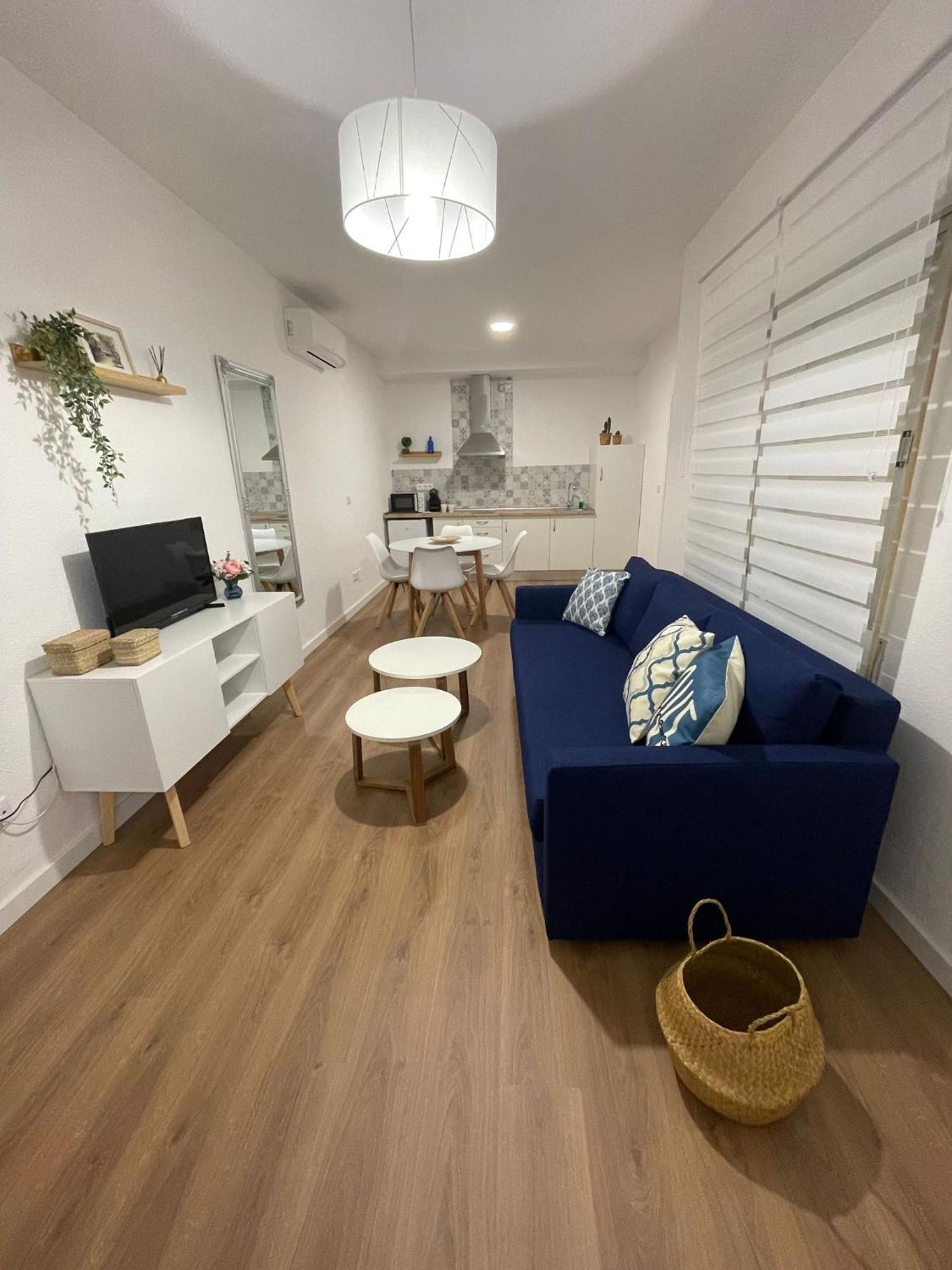 Blanco Y Anil Plaza Apartment Valdepenas Exterior photo