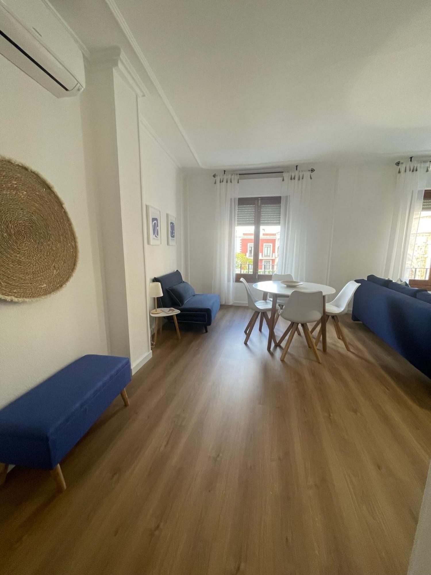 Blanco Y Anil Plaza Apartment Valdepenas Exterior photo
